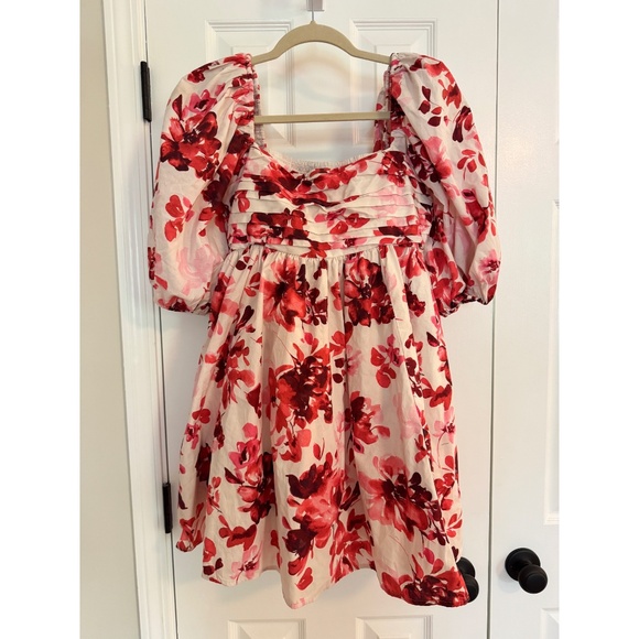 ABERCROMBIE & FITCH A&F EMERSON RUCHED PUFF SLEEVE Red White Floral DRESS Medium - Picture 6 of 6